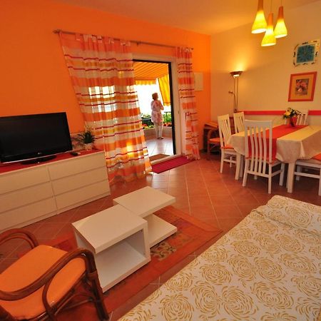 Appartement Tri Palme à Prvic Sepurine Extérieur photo