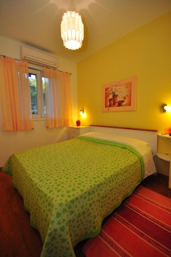 Appartement Tri Palme à Prvic Sepurine Extérieur photo