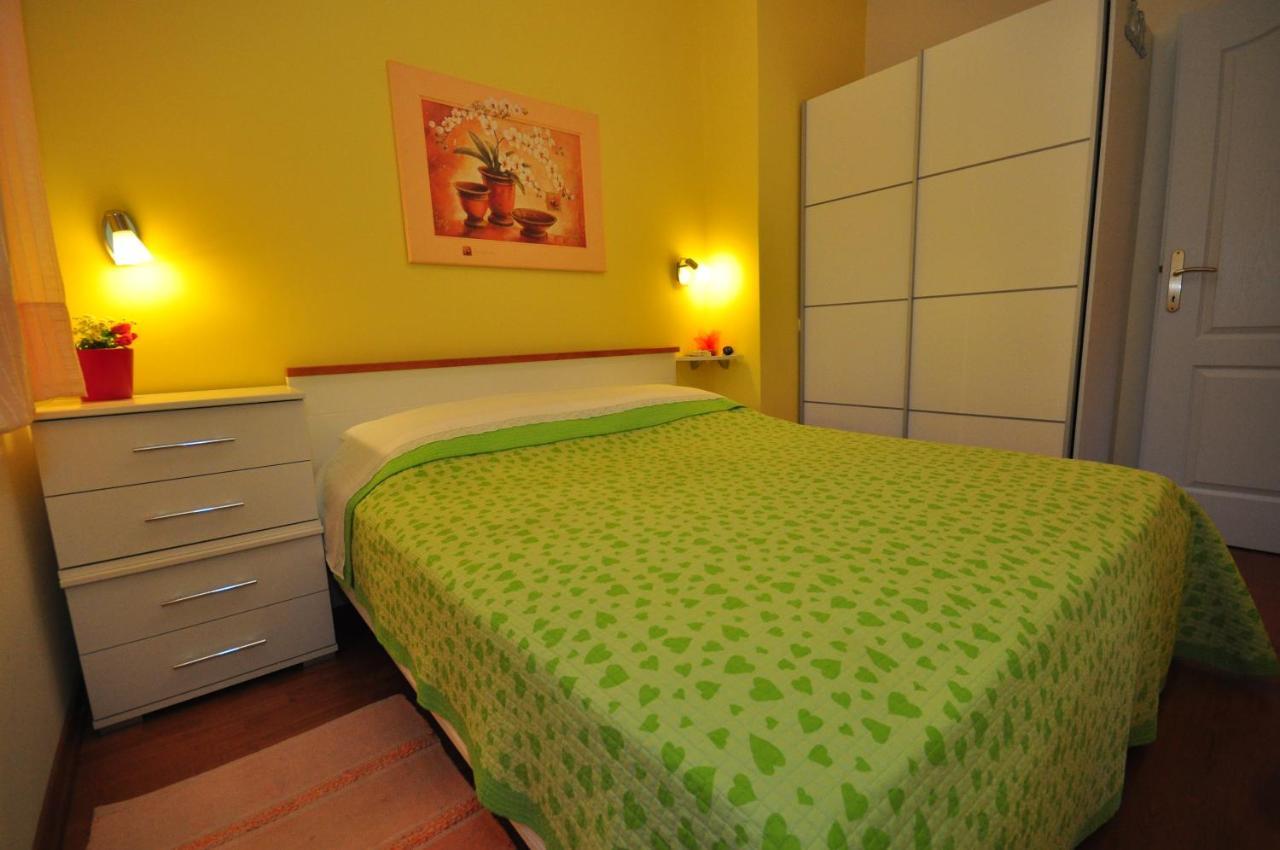 Appartement Tri Palme à Prvic Sepurine Extérieur photo