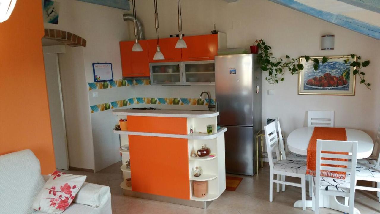 Appartement Tri Palme à Prvic Sepurine Extérieur photo