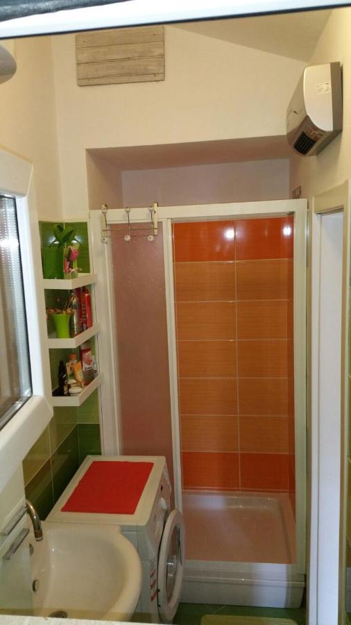 Appartement Tri Palme à Prvic Sepurine Extérieur photo