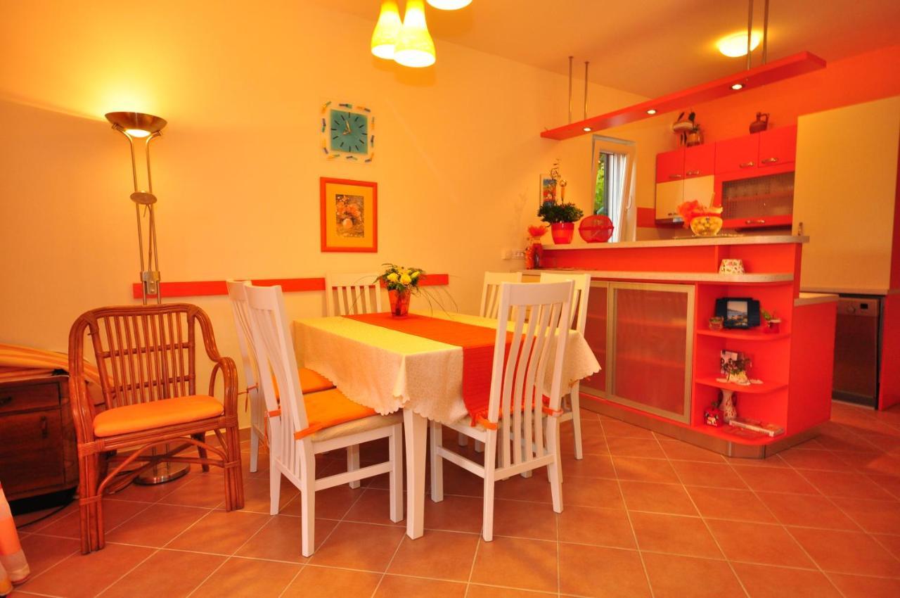 Appartement Tri Palme à Prvic Sepurine Extérieur photo